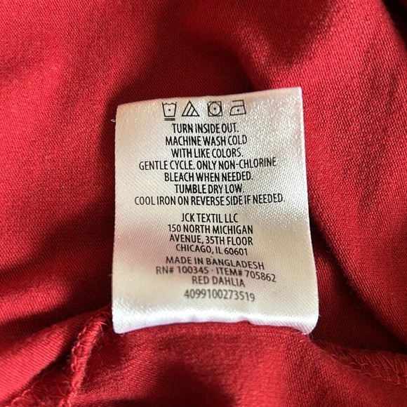 Harry Potter Wizarding World long sleeve, crew neck Team Quidditch tee. Soft - Picture 7 of 8